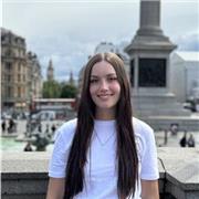 Profesora de apoyo escolar para niños y niñas de entre 3 y 12 años de forma presencial